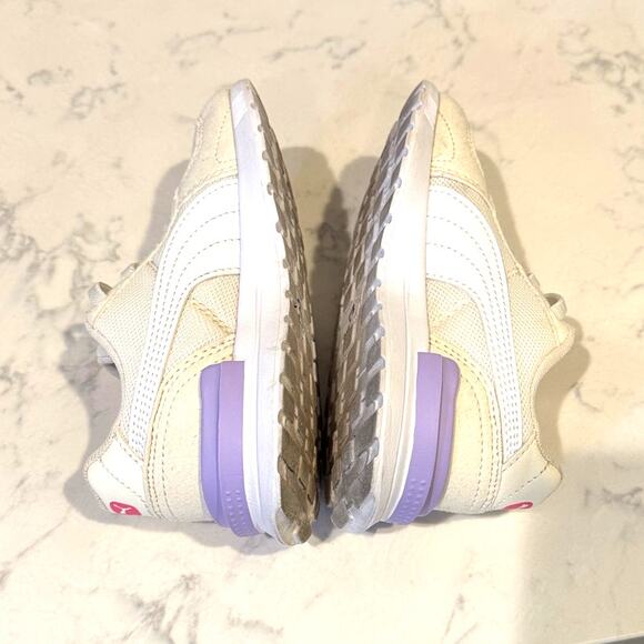 Puma Graviton AC sneakers size 10C cream/beige upper pink purple accents - Picture 7 of 7